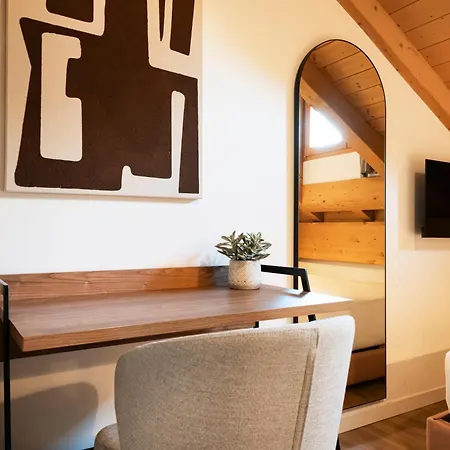 Relstay - Amendola 4*