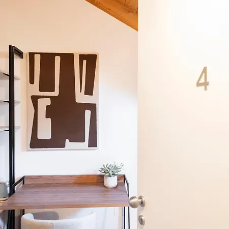 Relstay - Amendola Lejlighedshotel 4*