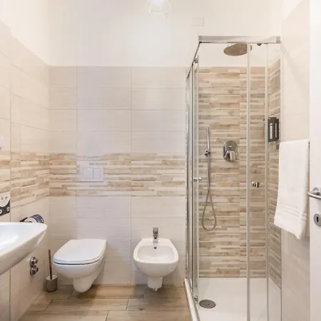 Relstay - Amendola Aparthotel Milan